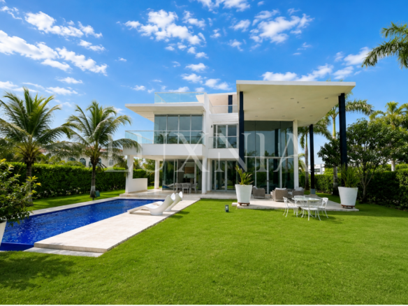 Casa en Venta MANZANILLO DEL MAR