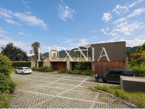 Casa en Venta LA CALERA